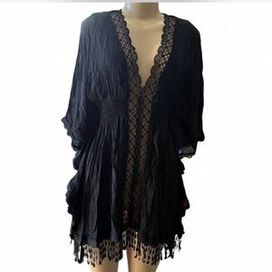 Time and Tru Black Lace Trim kimono
